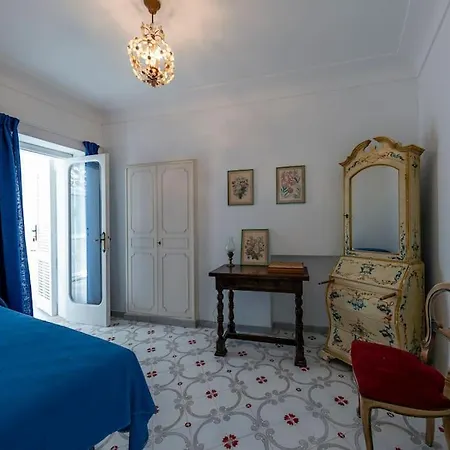 House Rosa Blu קאפרי