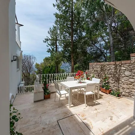 House Rosa Blu * Capri